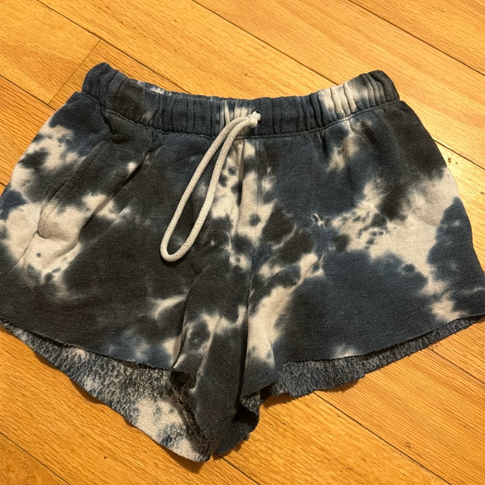target blue tie die sweat shorts